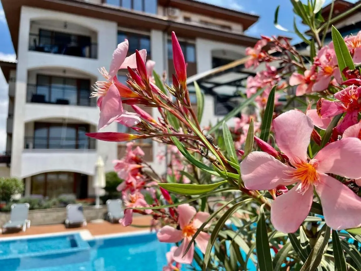 Apartment With Sea View In 1St Line Sarafowo Burgas