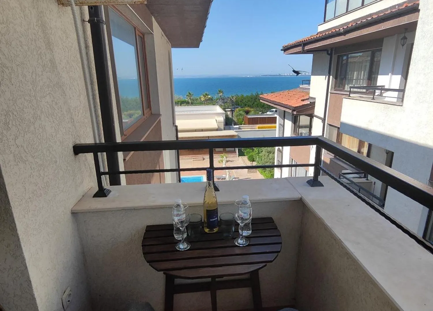 Apartment With Sea View In 1St Line Sarafowo Burgas